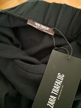 Gonna Zara nera con rouches