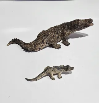 Cocodrilo y cría Schleich
