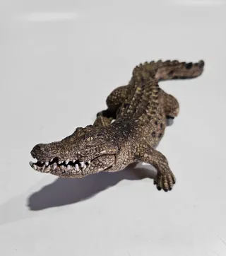 Cocodrilo y cría Schleich