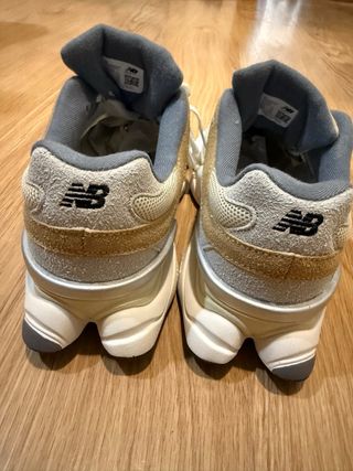 New Balance Beige/Gris Zapatillas Deportivas