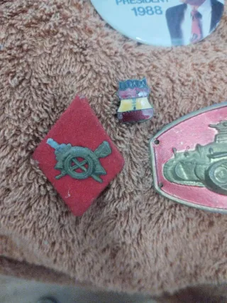 Lote Insignias Militares España