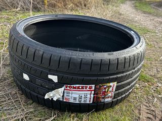 Neumáticos 235/30/20