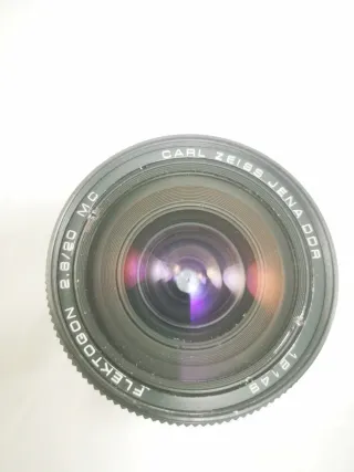 Objetivo Carl Zeiss Jena Flektogon 20mm f/2.8 M42