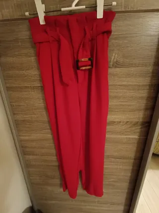 Pantalón de vestir rojo mujer con cinturón