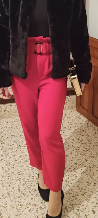 Pantalón de vestir rojo mujer con cinturón