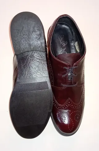 Zapatos Oxford Unisex Talla 41 sin uso