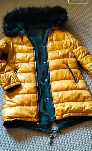 Plumífero reversible amarillo y verde