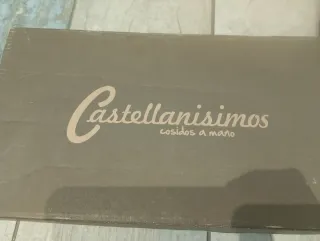 Zapatos Castellanos Negros Tacón