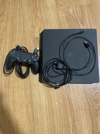 PS4 Slim Negra + Mando y Cables