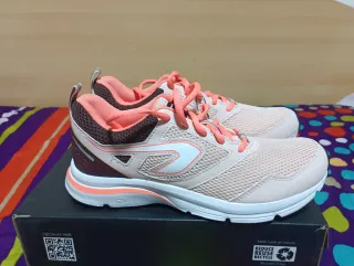 Zapatillas running rosas y blancas