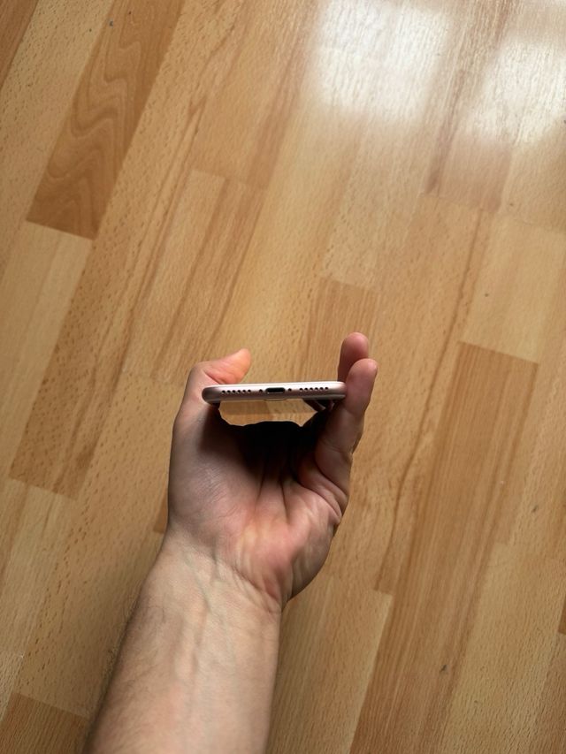 iPhone 7 256gb 95% batería NUEVO