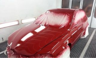 pintor de piezas de coche