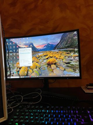Monitor Samsung Curve Gaming 24'