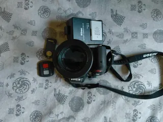 Cámara Nikon D3300 Negra + Lente 18-55