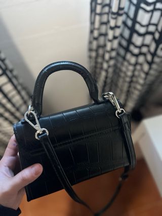 Bolso negro Stradivarius