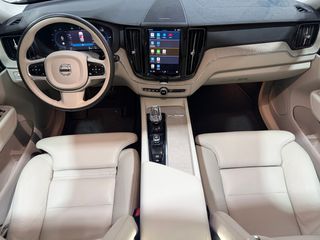 Volvo XC60 2022 ‼️20.000KM‼️ T6 RESTYLING