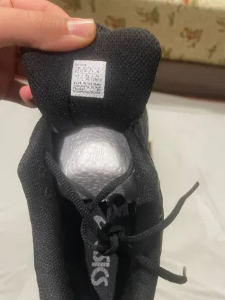 Zapatillas ASICS Negras