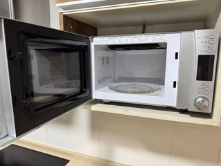 Microondas Candy plateado