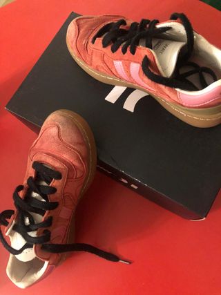 Zapatillas Coolway rosas y rojas