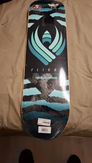 Powell Peralta Flight 8.25