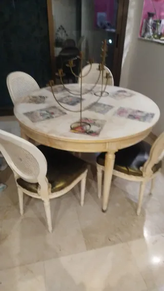 Conjunto de 4 sillas estilo Luis XV