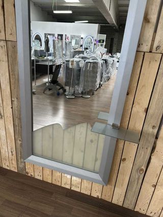 ESPEJO CON TOCADOR REF.60