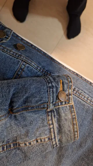 Cazadora tejana con cuello de pelo