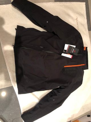 Chaqueta de moto negra