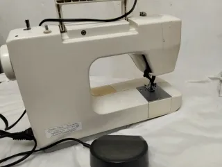 Máquina de coser Toyota