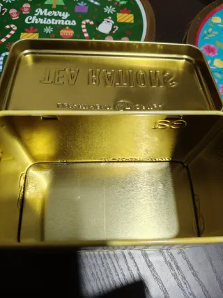 Set 4 scatole in latta H.Suchard, Tea Rations, But