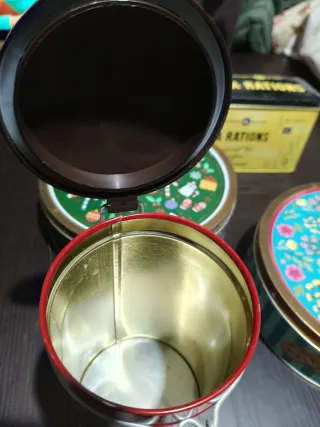 Set 4 scatole in latta H.Suchard, Tea Rations, But