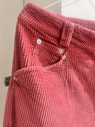 Pantalón de pana Burdeos de la marca Ehlea