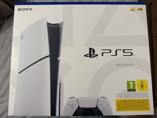 PlayStation 5 Sony Blanca y Negra