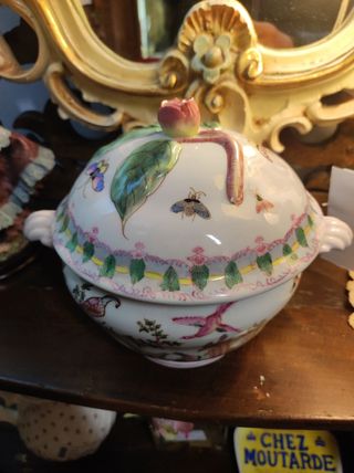 Zuppiera cinese decorata