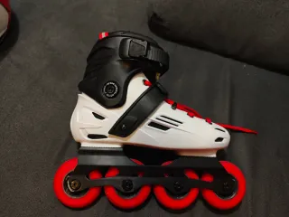 Patines talla 37 casco,protecciones y bolsa transp