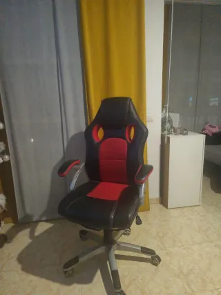 Silla Gaming Negra y Roja