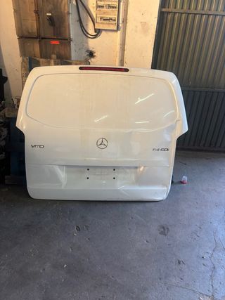 Portón Mercedes Vito W447