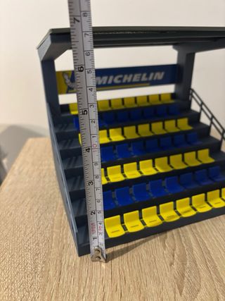 Tribuna de pista de corridas Michelin 1/32