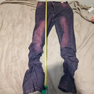 Vaqueros desgastados efecto tie-dye