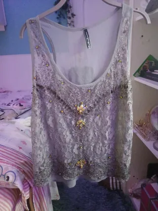 Top Stradivarius fiesta pedrería