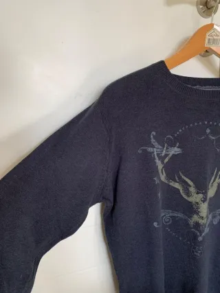 Jersey negro con estampado de ciervo