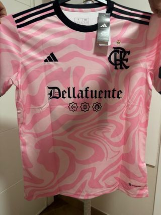 Camiseta DellaFuente x Flamengo