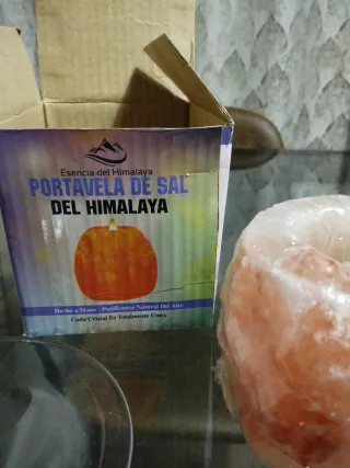 Lampada portacandele in sale dell'Himalaya