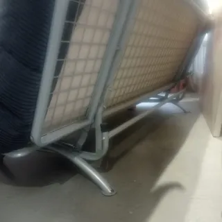 Sofá cama azul oscuro