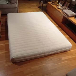 Sofá cama azul oscuro