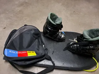 Botas de Ski Salomon y Bolsa Talla 44