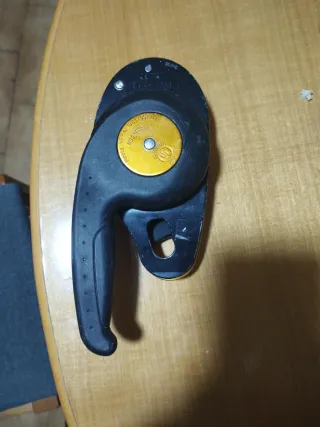 Petzl ID Descensor Usado Buen Estado