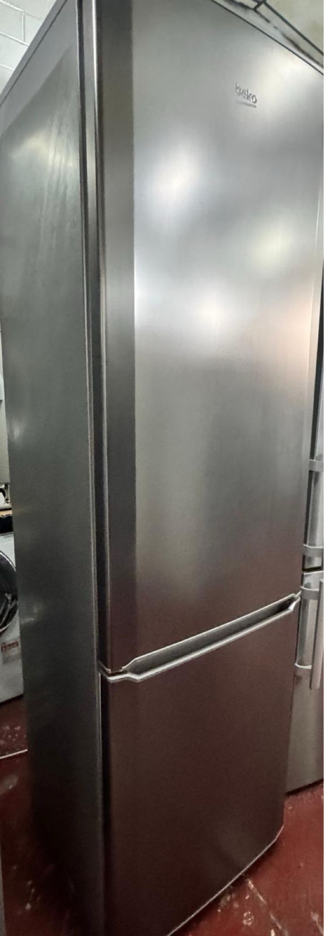 FRIGORÍFICO COMBI NO FROST MARCA BEKO EN INOX