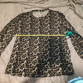 Camiseta TZO Animal Print Manga Larga