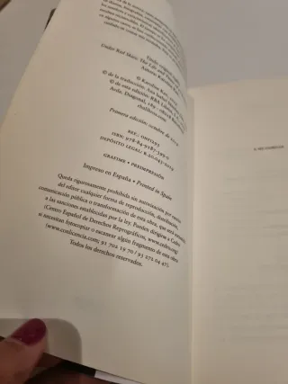 Bajo cielos rojos (OTROS NO FICCIÓN) (Spanish E...